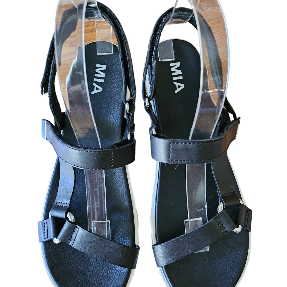 Mia Luca Black/White Platform Faux Leather Adjustable Open Toe Sandals Sz 8.5